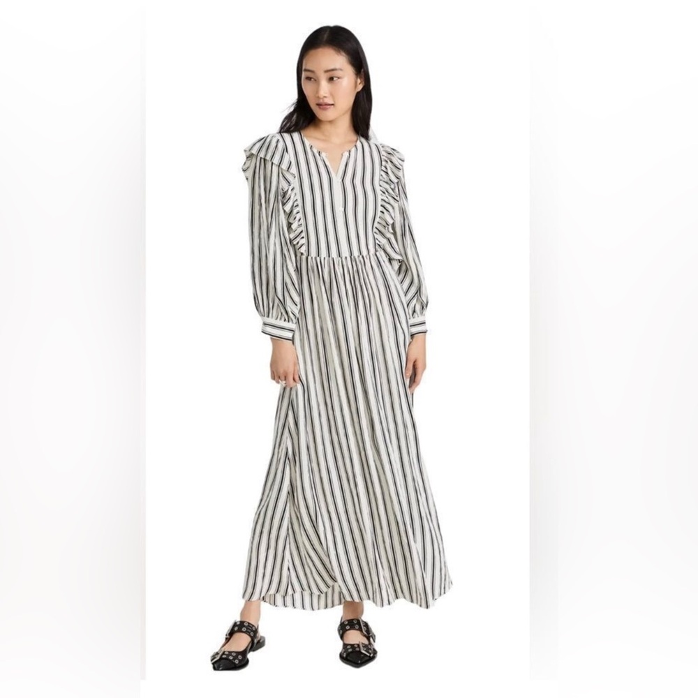 Baum und Pferdgarten Alona
Striped Long Dress USM